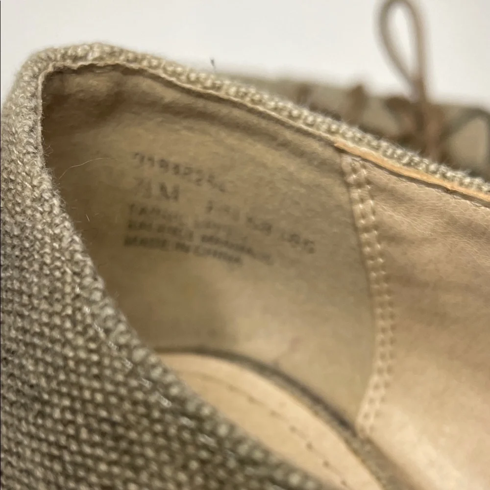 H&M Men's Beige‎ Oxfords